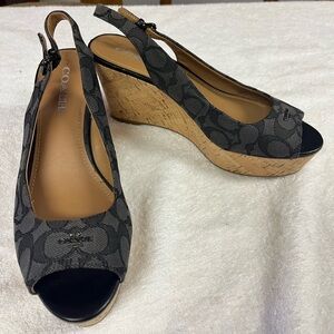 Coach Woman’s  Sz 9   Signature  Smoke Grey  Espadrilles- NWOT